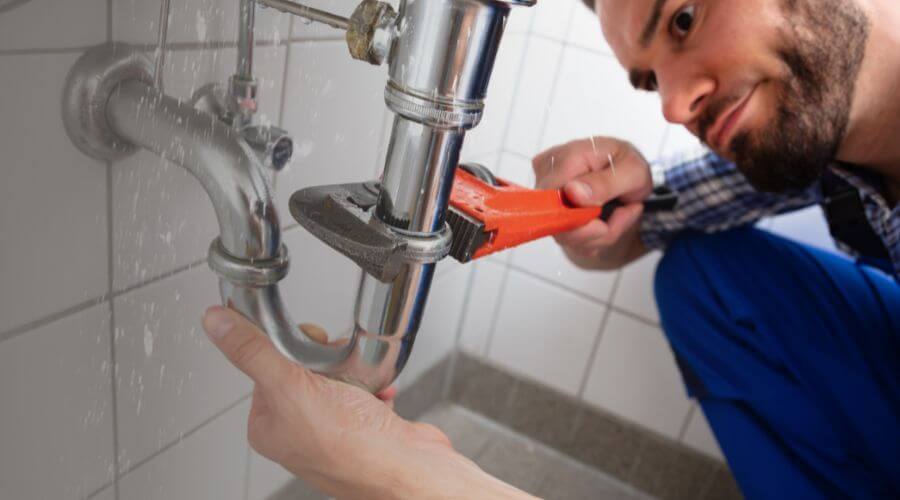 Professional Tankless Water Heater Installation in Sharon, KS